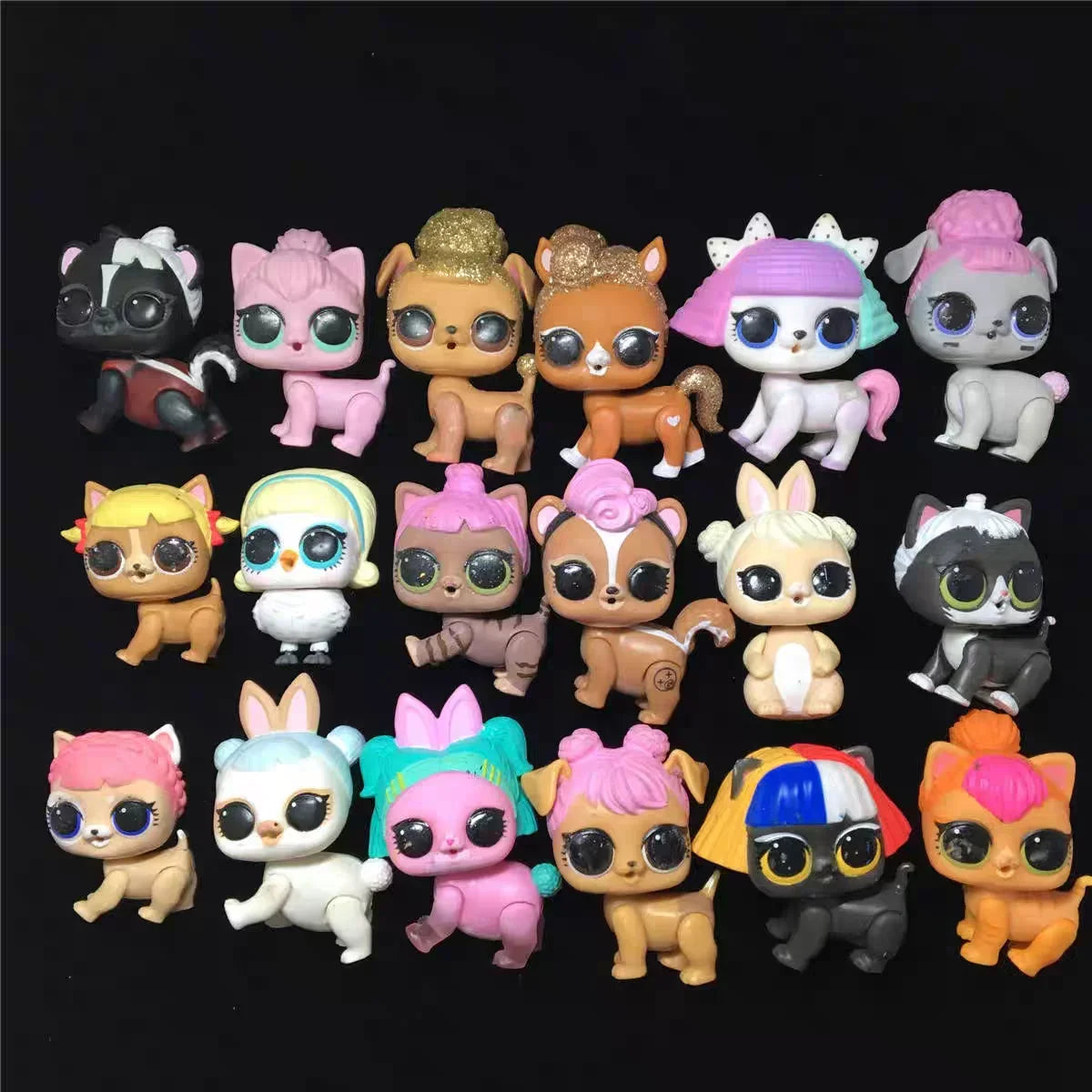 Personagens de animação DIY mão fantoche brinquedos, boneca aleatória LOL, presente de aniversário infantil, coleção da menina, 5pcs